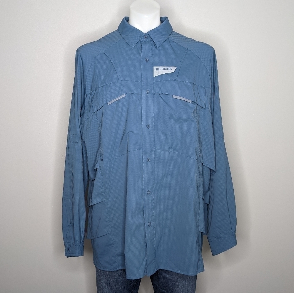 ✨3/$15 Reel Legends blue vented button up fishing shirt L